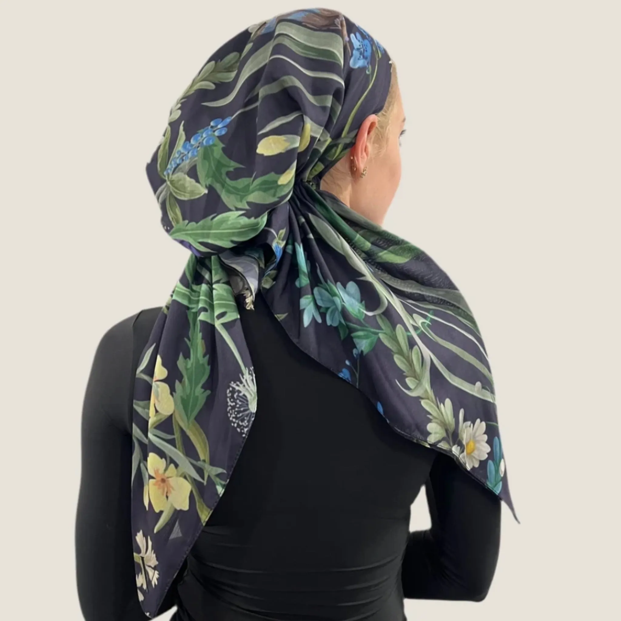 Juniper Headscarf by Valeri Many Styles