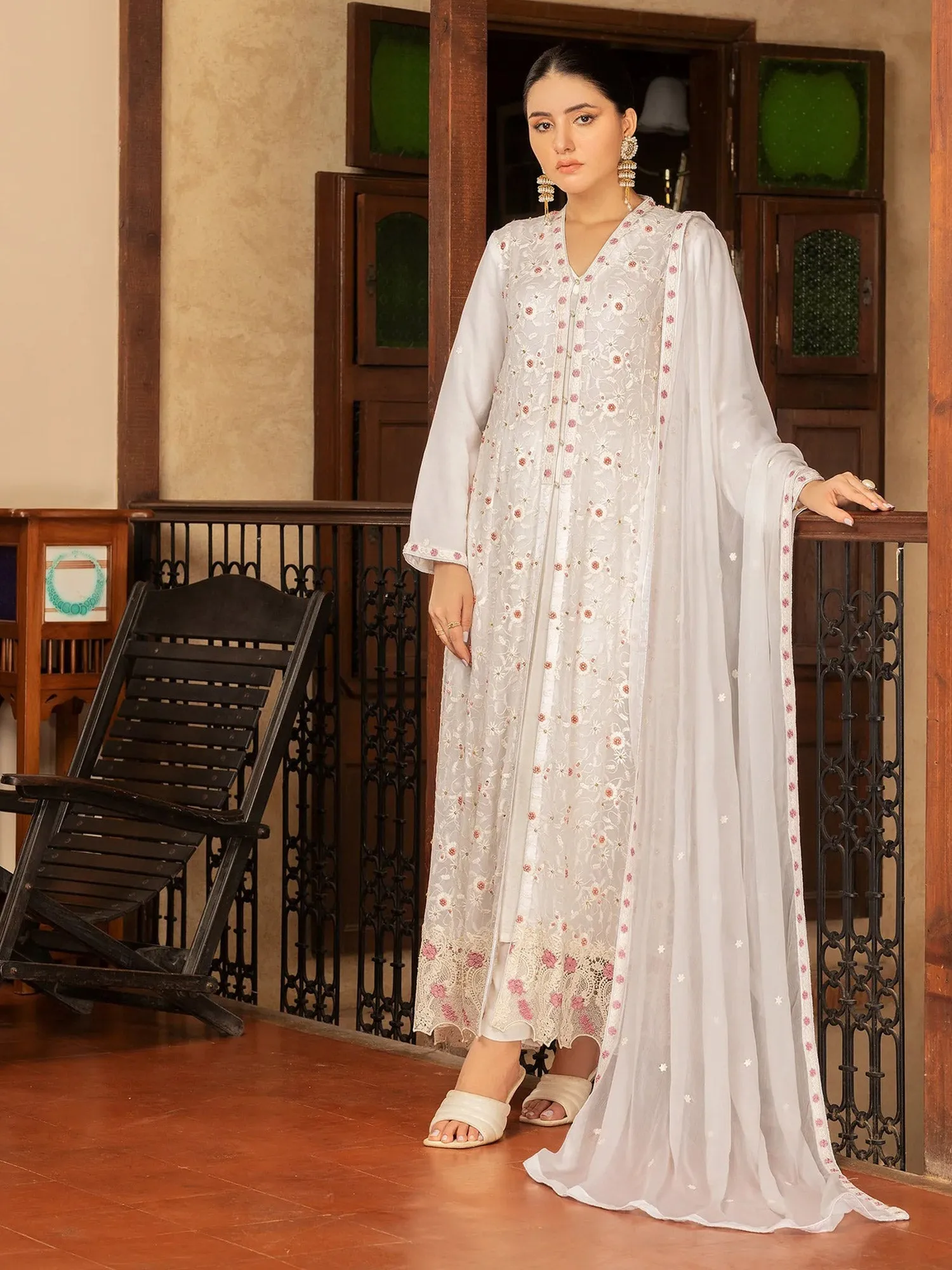 Wardah Uzair Handwork Embroidered Chiffon Gown Suit - White